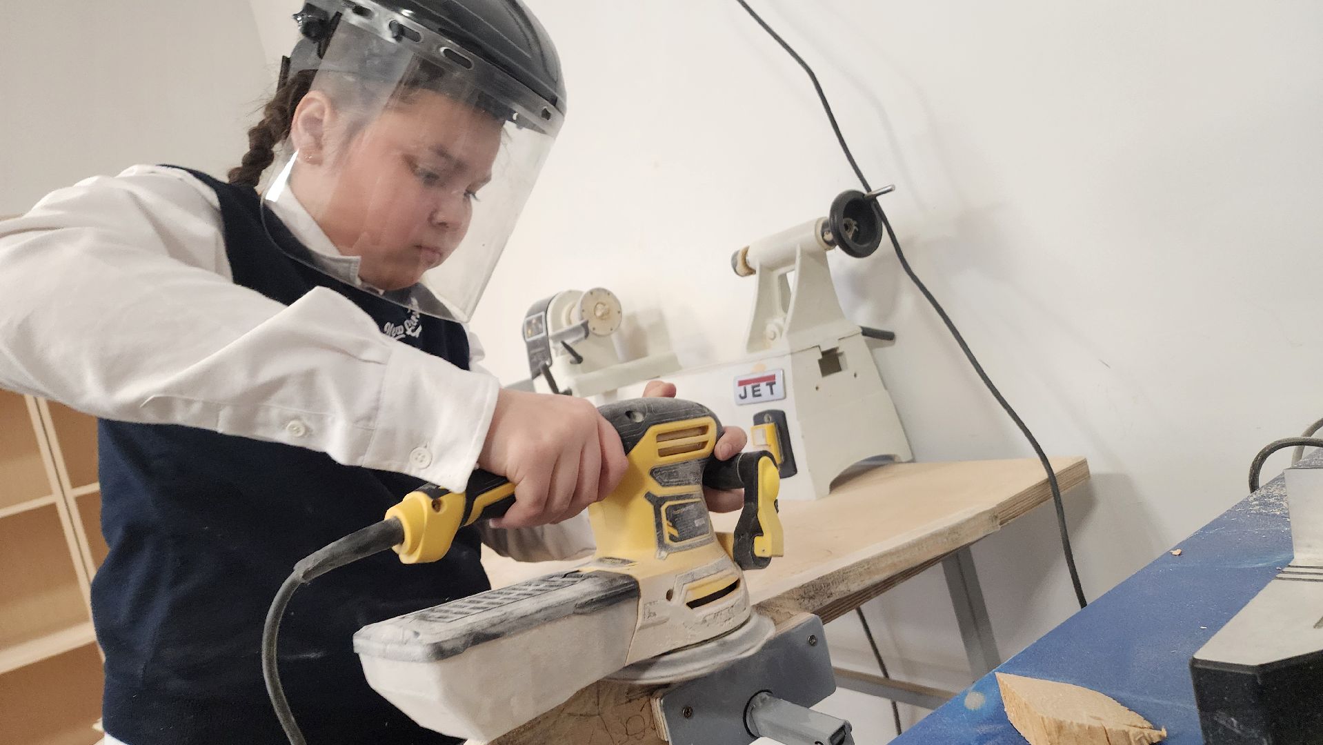 Подмосковье, Городской округ Пушкинский, Ивантеевка, Образование, ремесло, Столярное дело,