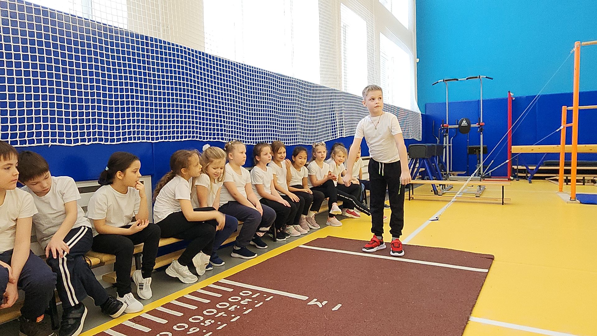 электросталь, электросталь спортивная, мой город, образование, образование подмосковья, гимназия, гимназия 9, учитель, урок, урок физкультуры, день студента, студенты,