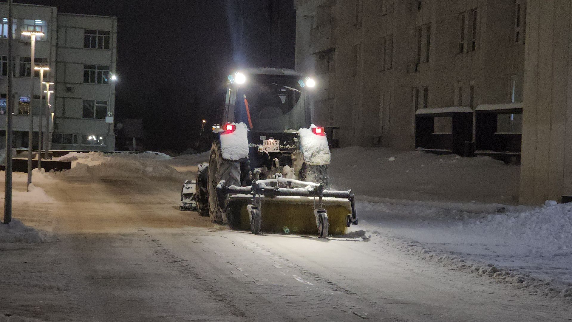 Снег, уборка снега, коммунальная техника, коммунальщики, рузский городской округ, руза, московская область, подмосковье,