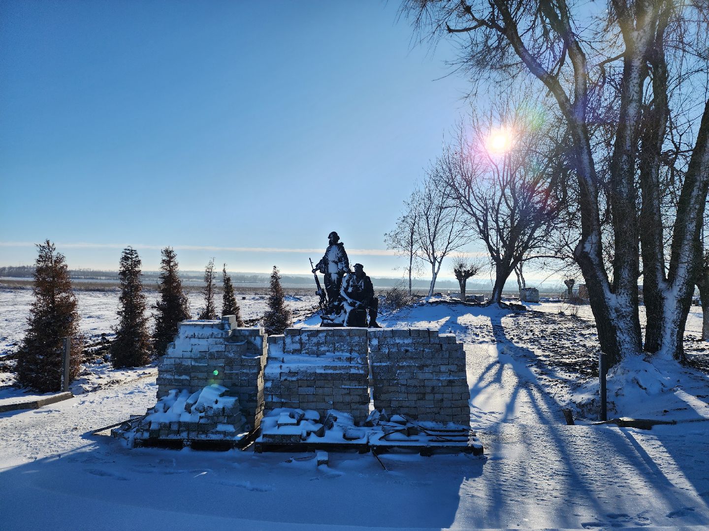 ДНР, Восстановление мемориалов, История,