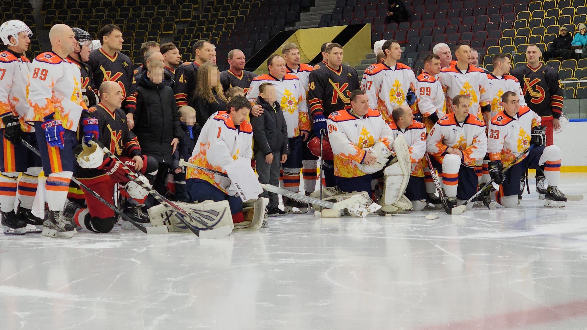 электросталь, электросталь спортивная, хоккей, хоккейная команда, мчс, мчс россии, матч, мой город, сво, своих не бросаем,