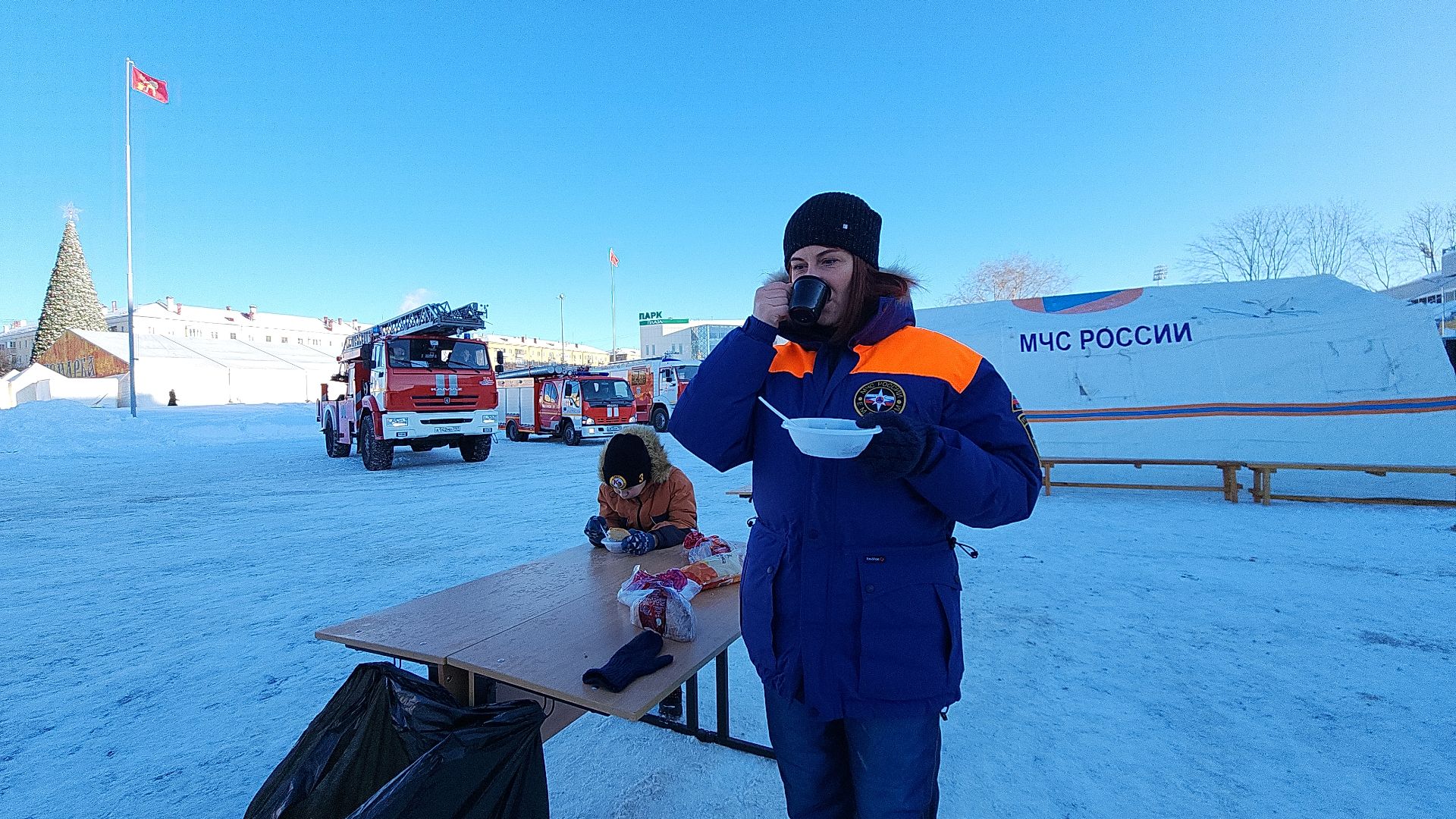электросталь, электросталь спортивная, хоккей, хоккейная команда, мчс, мчс россии, матч, мой город, сво, своих не бросаем,