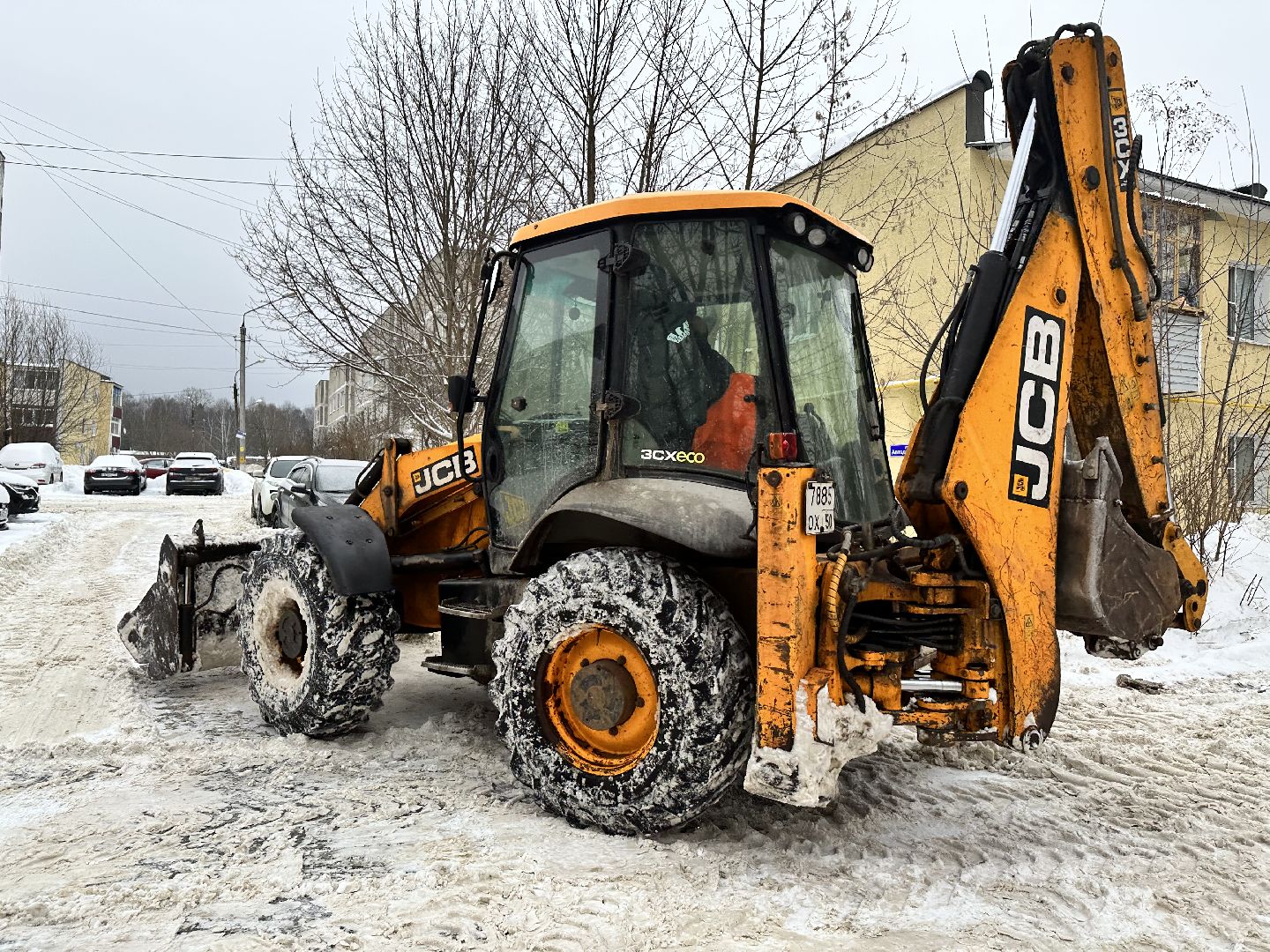 уборка дворов, жкх подмосковье, наро-фоминск,