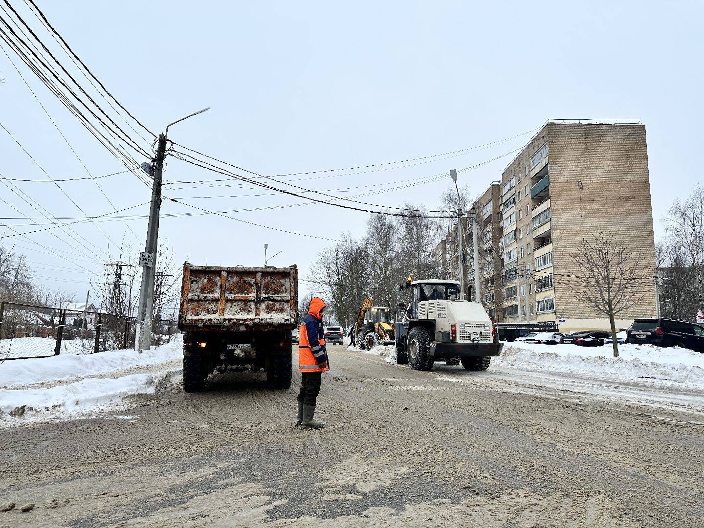 уборка дворов, жкх подмосковье, наро-фоминск,