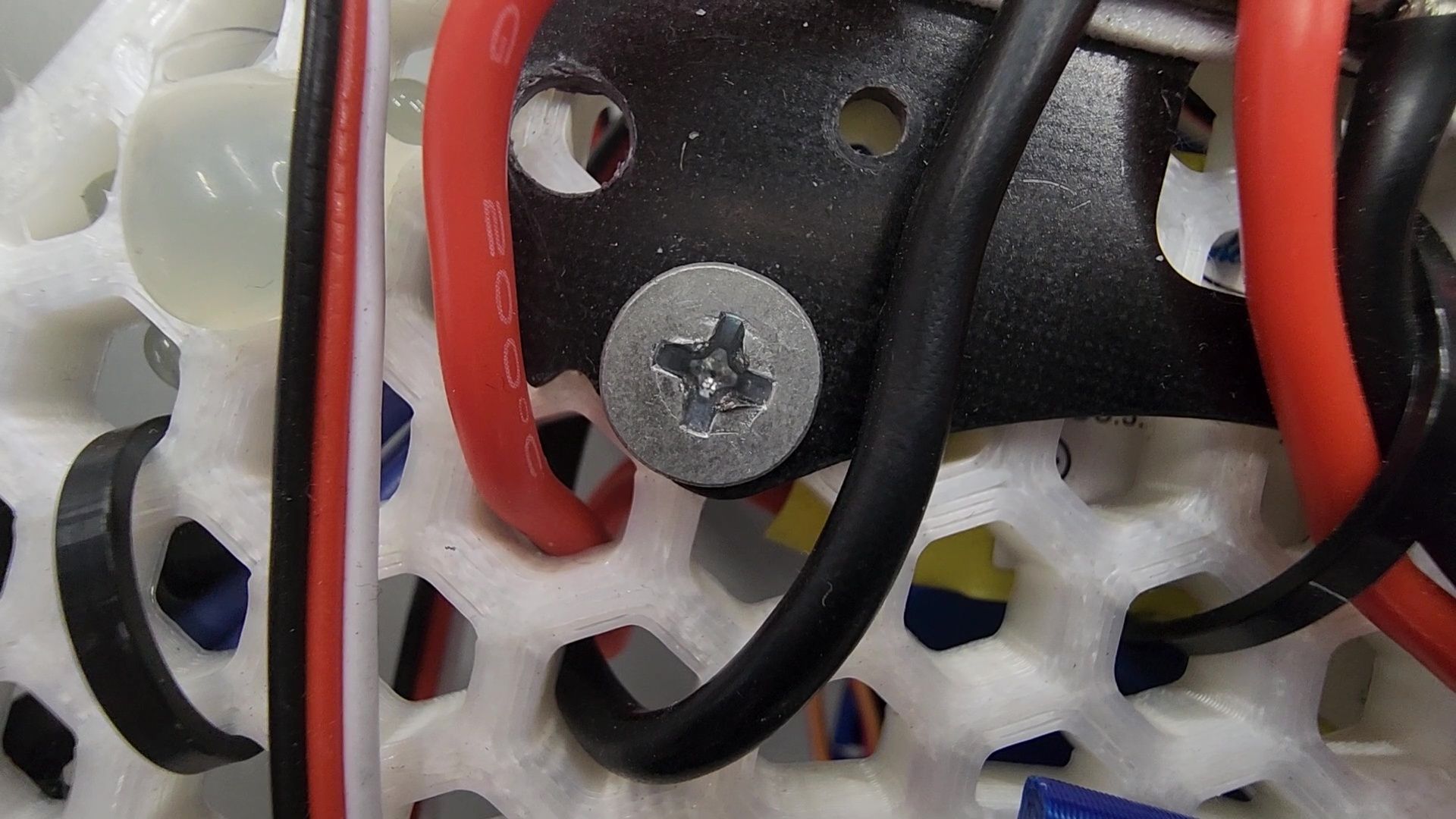 Реутов, Изобретариум, юные гении, дрон, видео с коптера, МЧС, спасение людей, распознавание лиц,