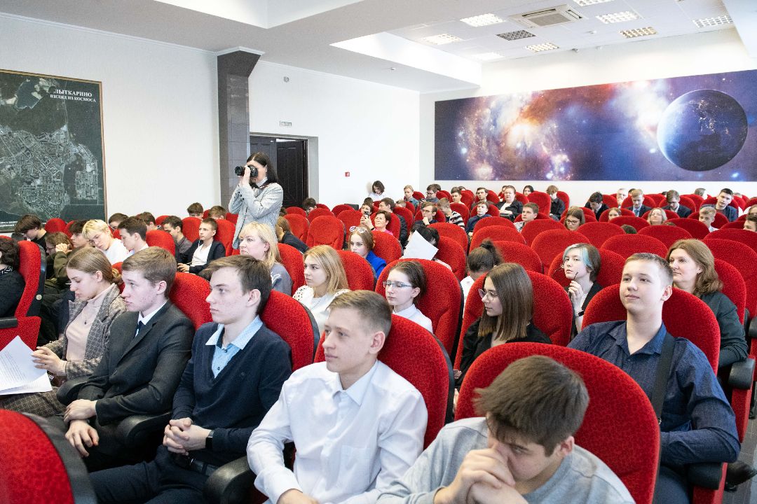 лыткарино, чтения. сила света