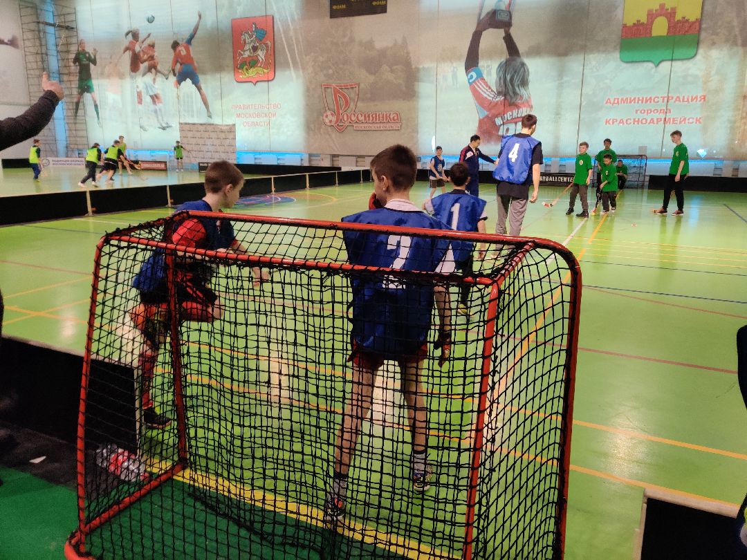 Красноармейск, хоккей в валенках, хоккей с мячом, тренер, воспитанники православных школ