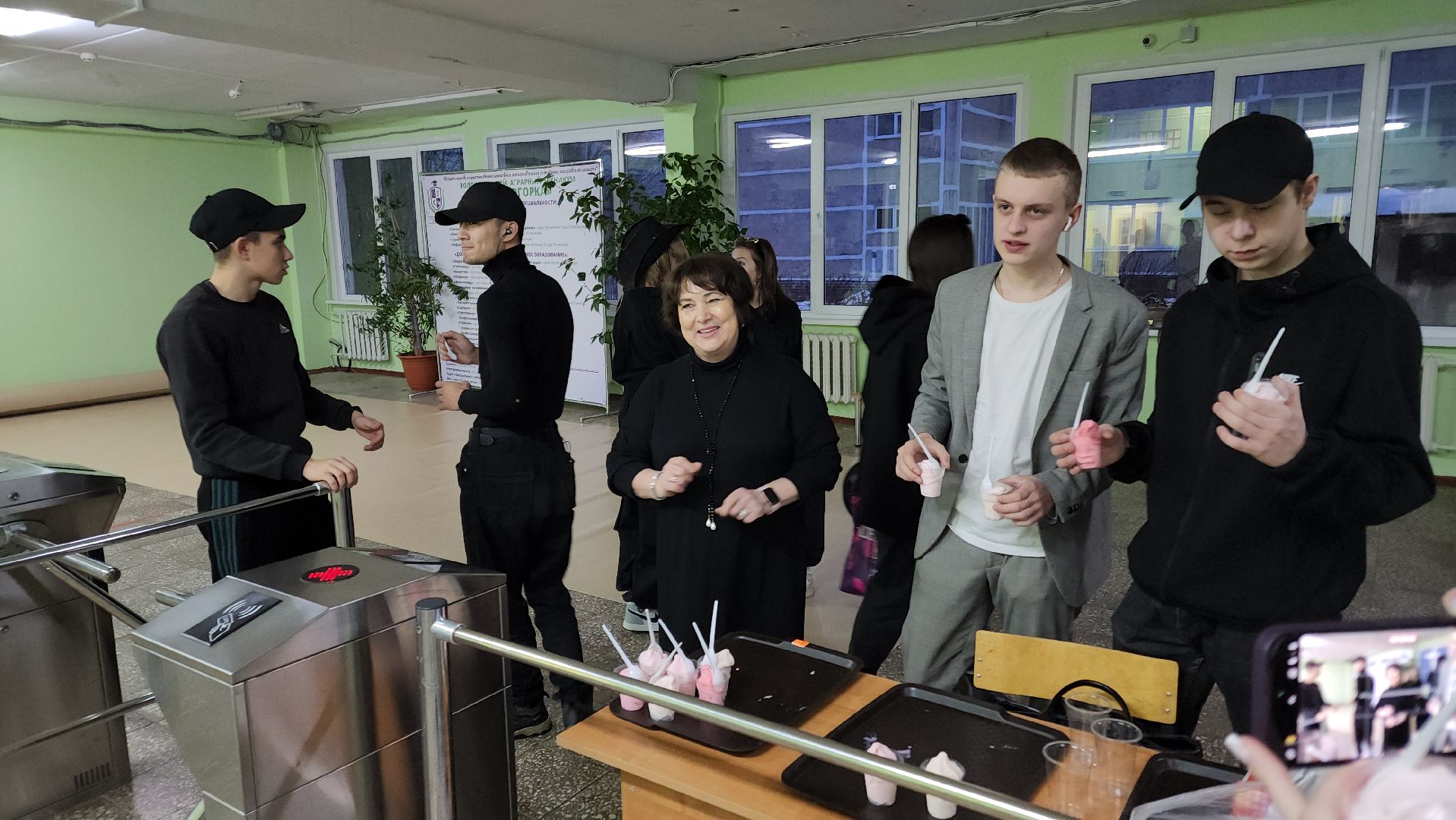 волоколамск, техникум, студенты, день студента, преподаватель, праздник, праздники,