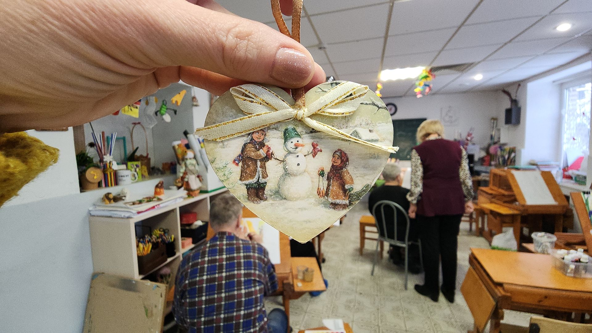 активное долголетие, электросталь, мой город, пенсионер, пенсионеры, студия, изостудия, досуг, культура, живопись, художественная выставка,