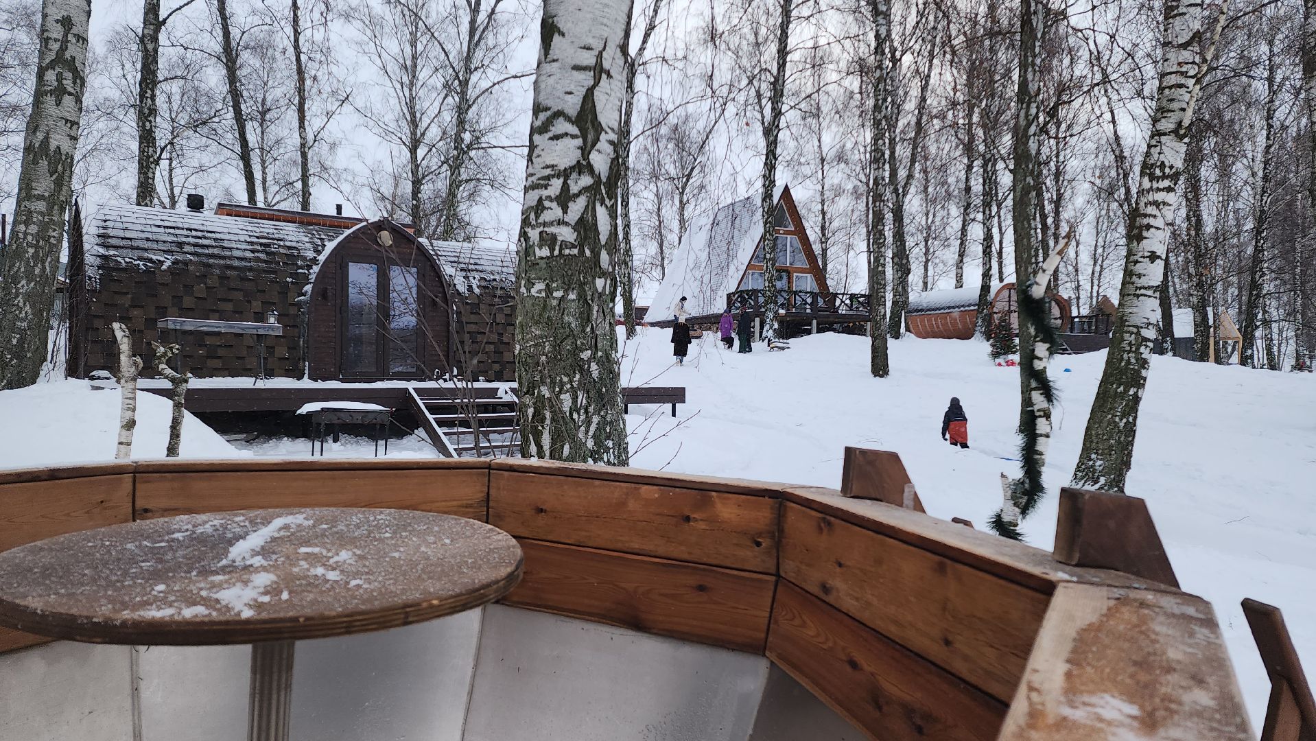 зима в парках, зима в подмосковье, туризм, туризм в подмосковье, домодедово, подмосквье, глэмпинг, отдых на природе, бунгало, домик, палатка, озеро Черное, Лобаново, село лобаново, эко отель, зимняя рыбалка, баня, банный чан,