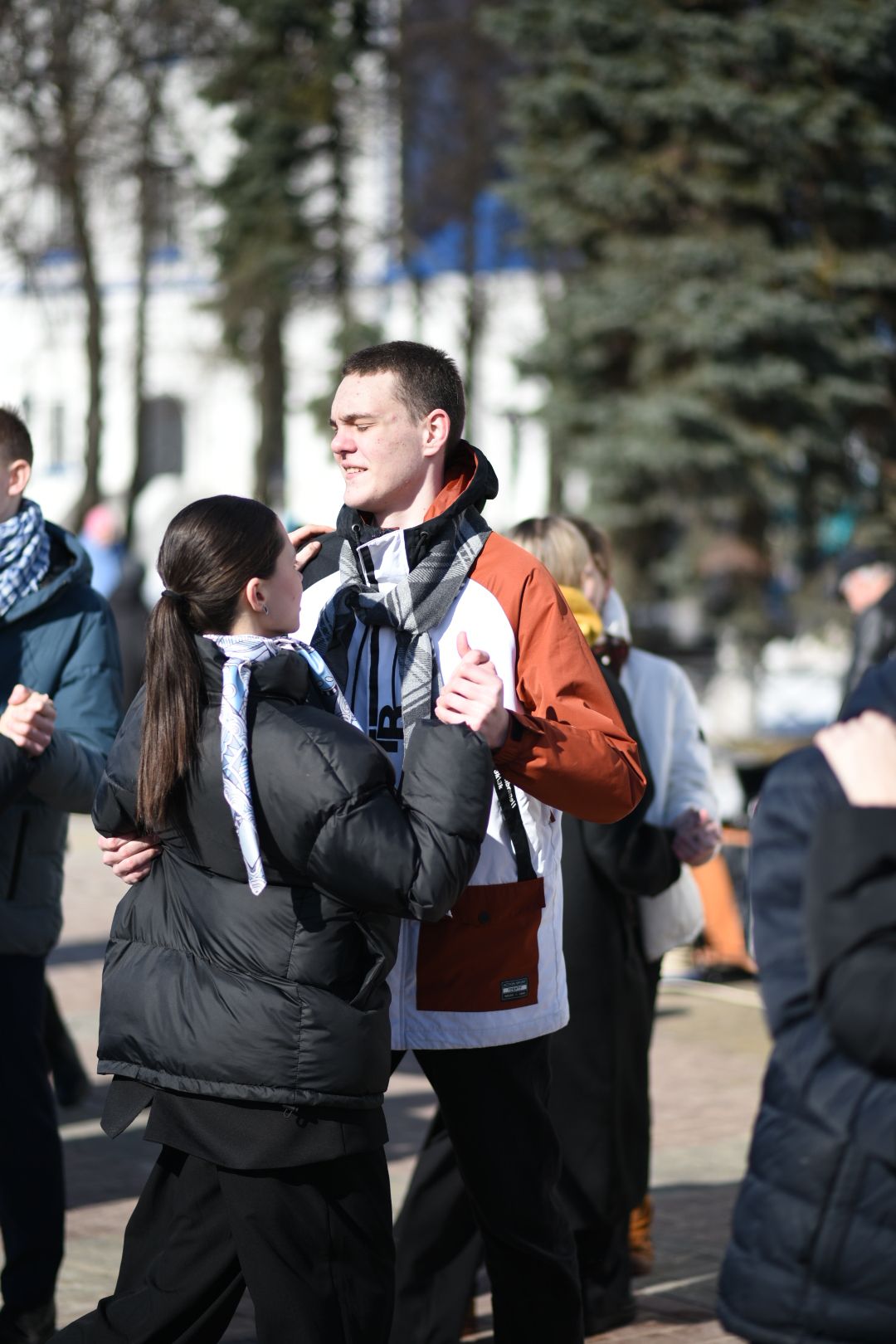 Севастопольский вальс, Бронницы