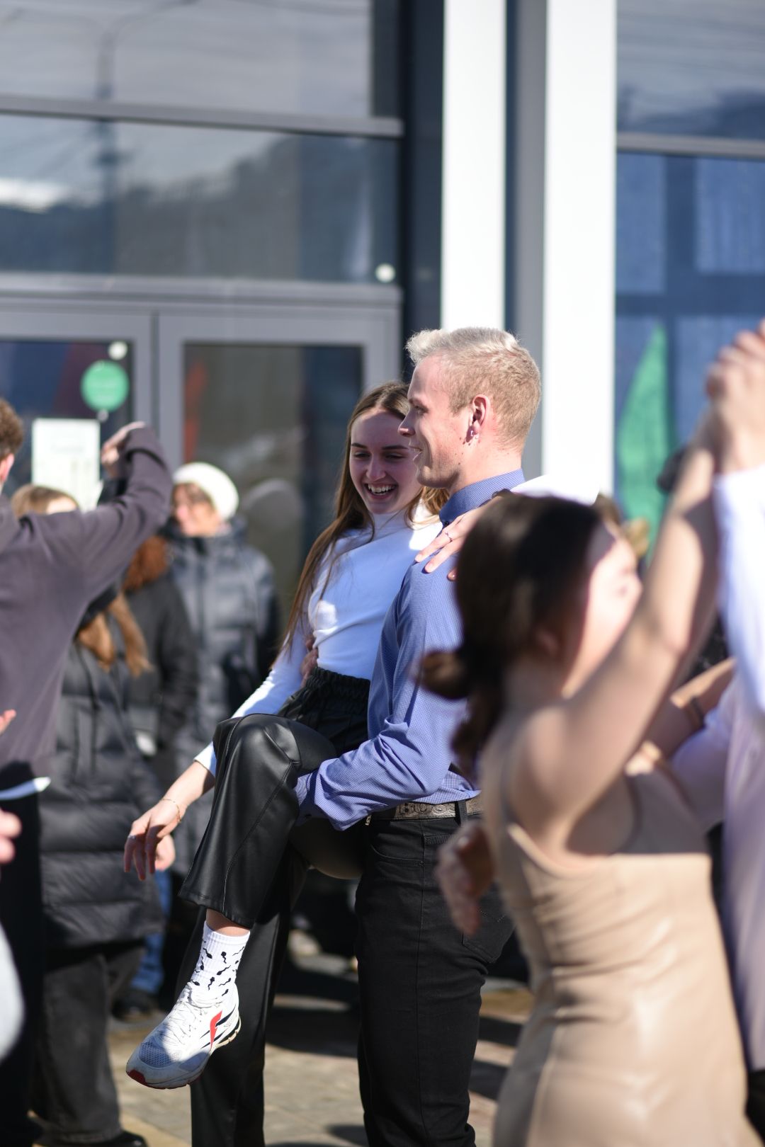 Севастопольский вальс, Бронницы