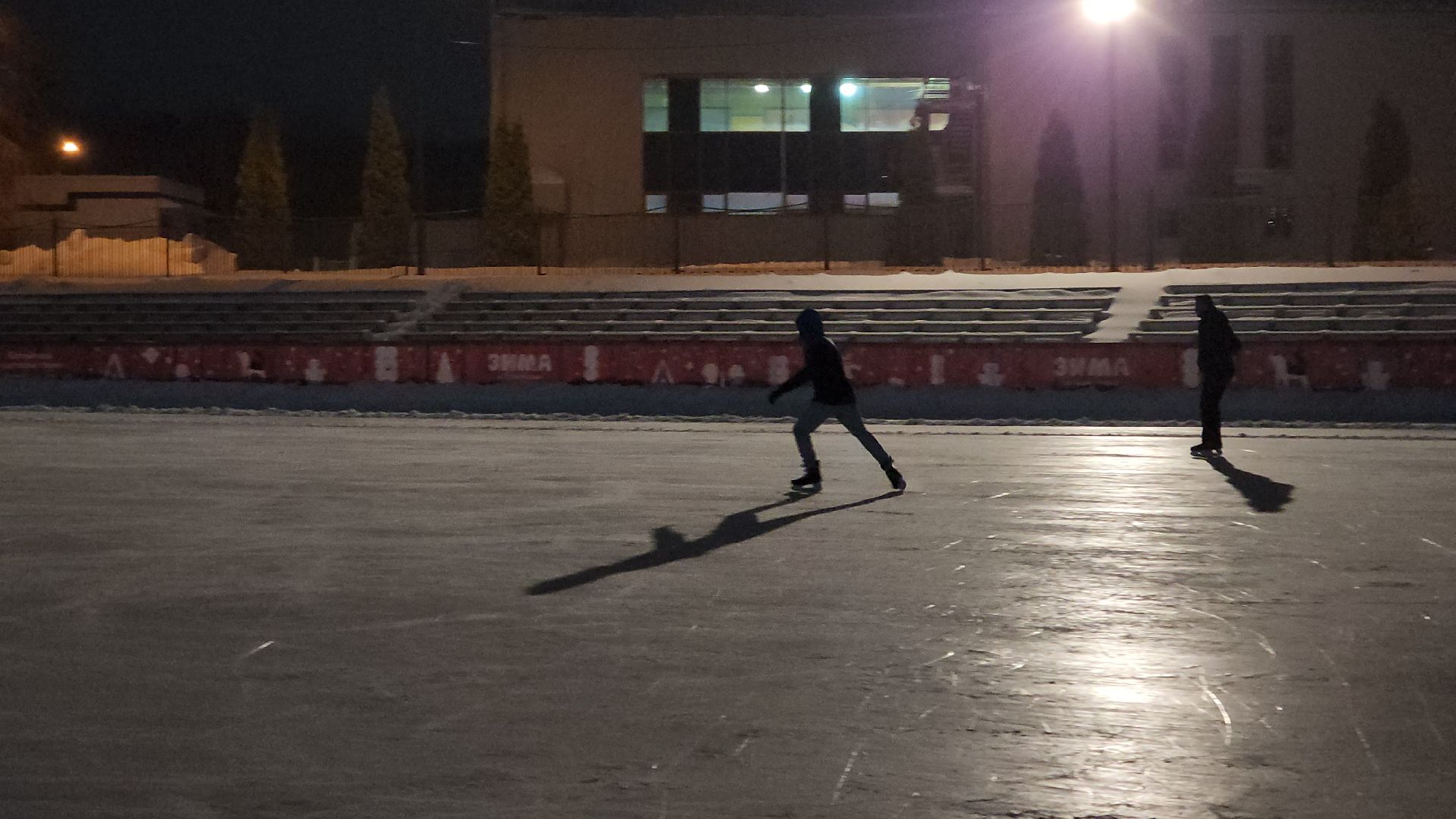 кашира, каток, день студента, Татьянин день, массовое катание, молодая гвардия, праздник,