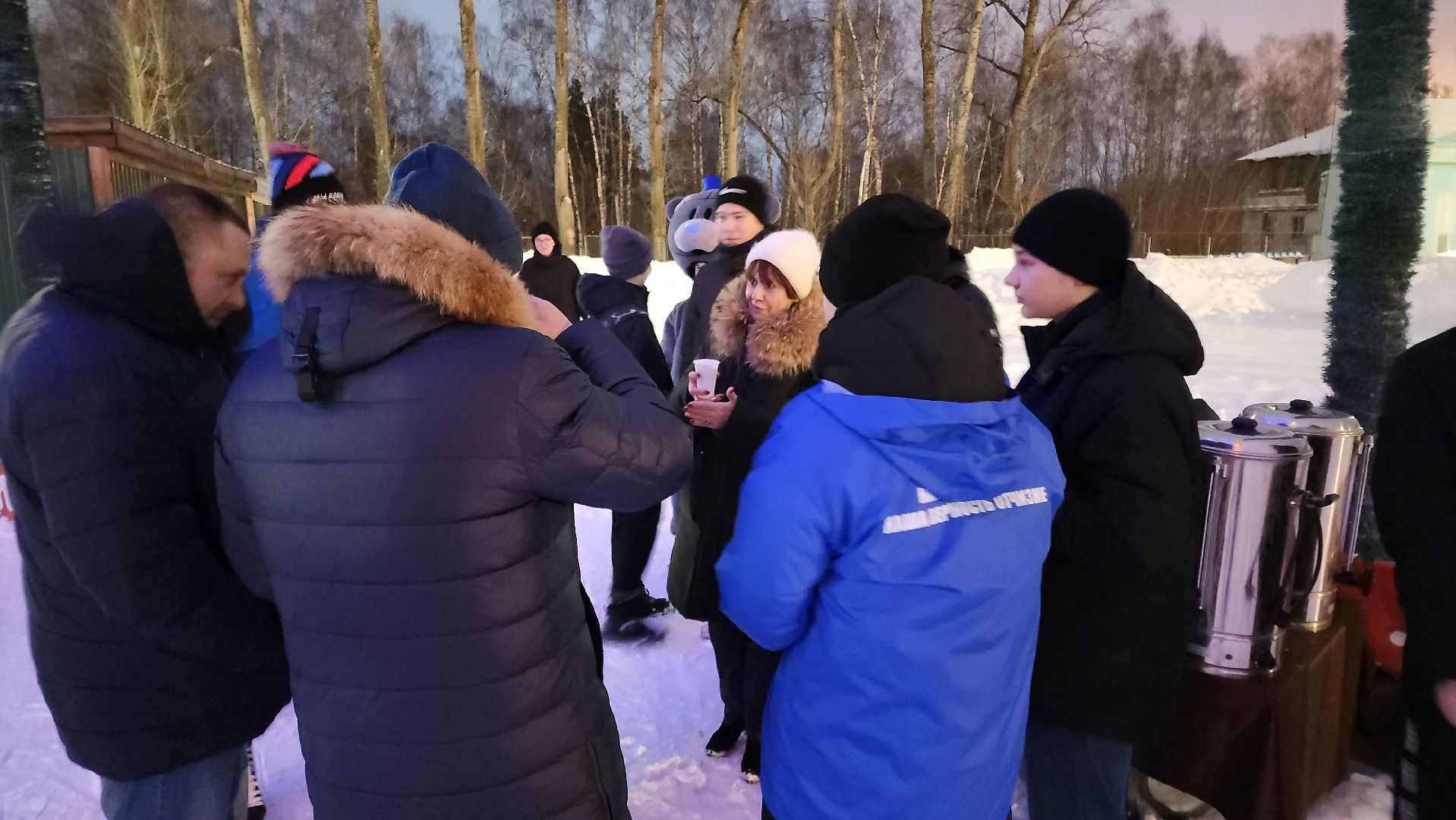 кашира, каток, день студента, Татьянин день, массовое катание, молодая гвардия, праздник,