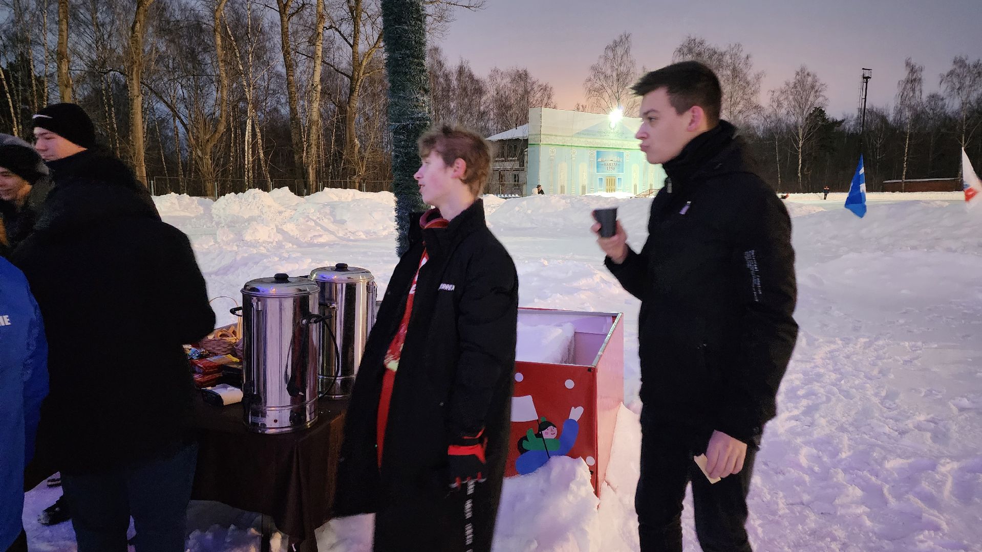 кашира, каток, день студента, Татьянин день, массовое катание, молодая гвардия, праздник,