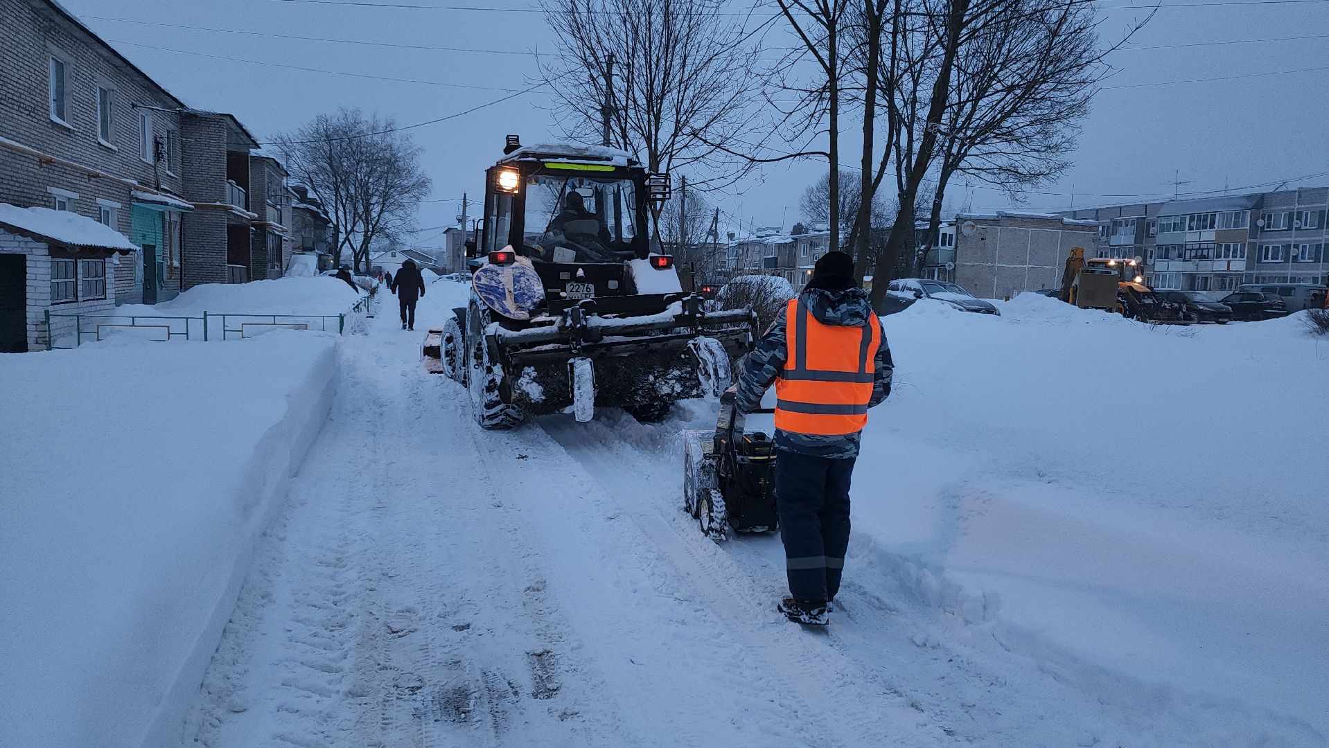 благоустройство, уборка снега, коммунальная техника, коммунальщики, руза, рузский городской округ, московская область,