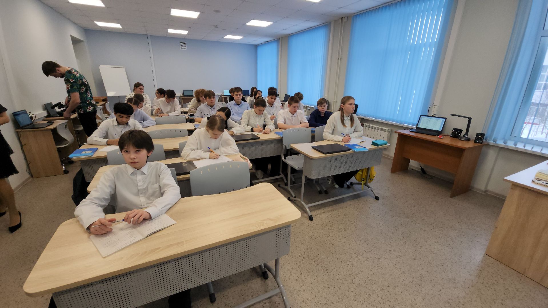 серпухов, школа, поселок пролетарский, ноутбуки, конкурс,