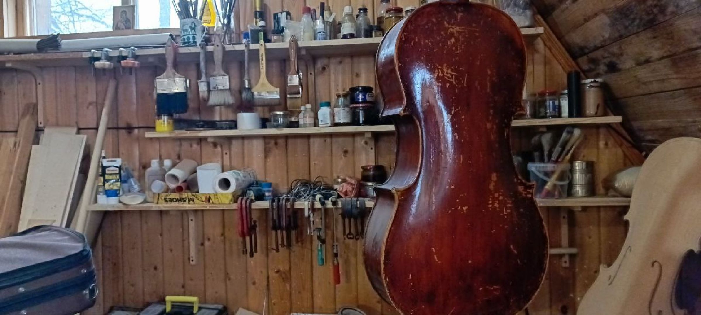 Дмитров, Деденево, Скрипичный мастер Андрей Зубенко,