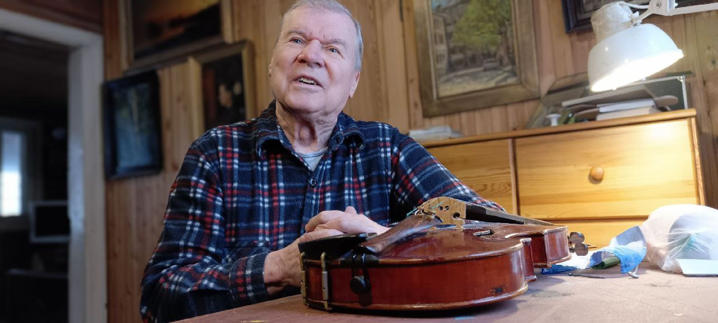 Дмитров, Деденево, Скрипичный мастер Андрей Зубенко,