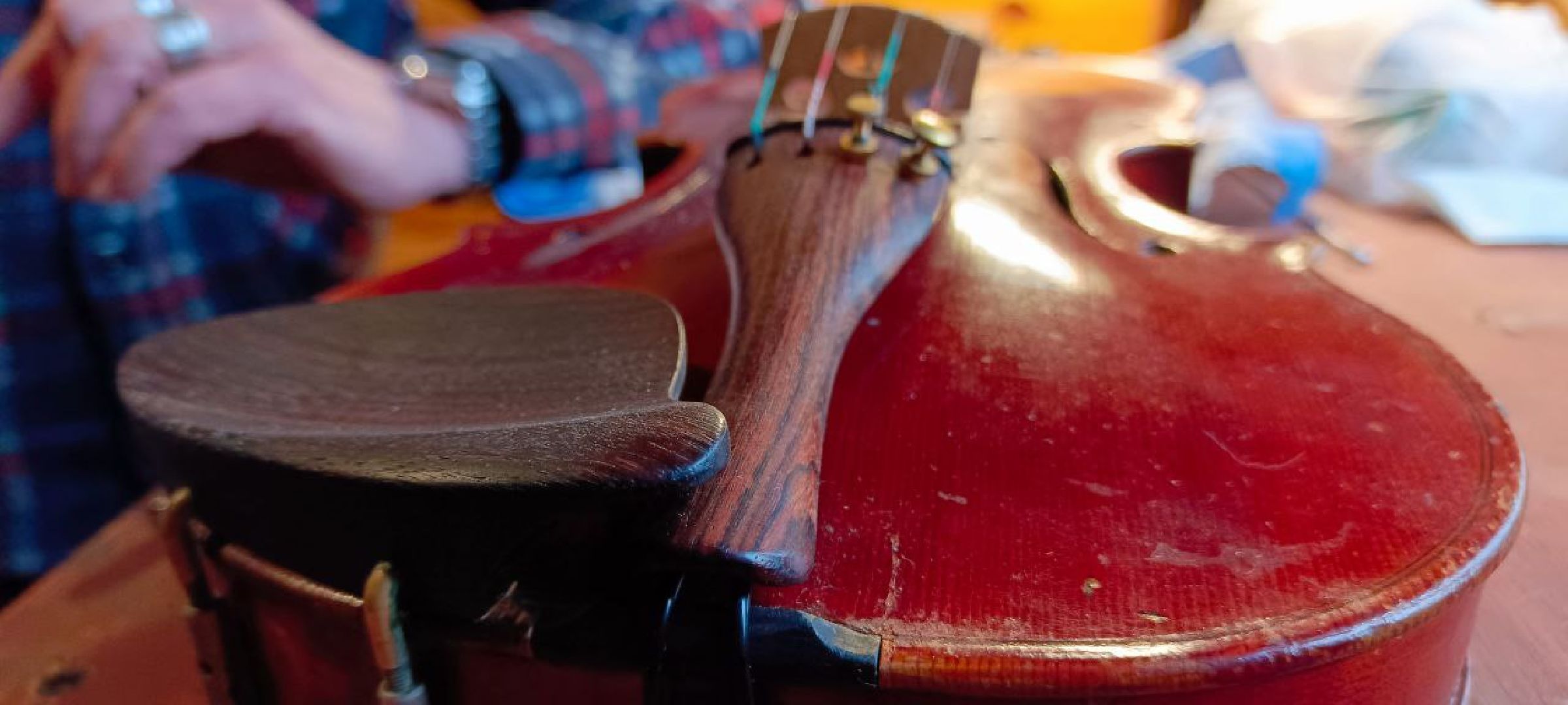 Дмитров, Деденево, Скрипичный мастер Андрей Зубенко,