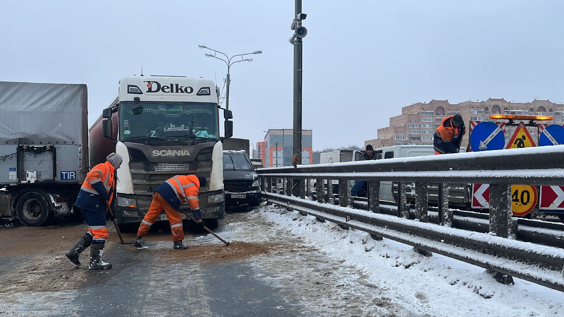дтп, дорога, авария, шоссе энтузиастов, дорожные службы,