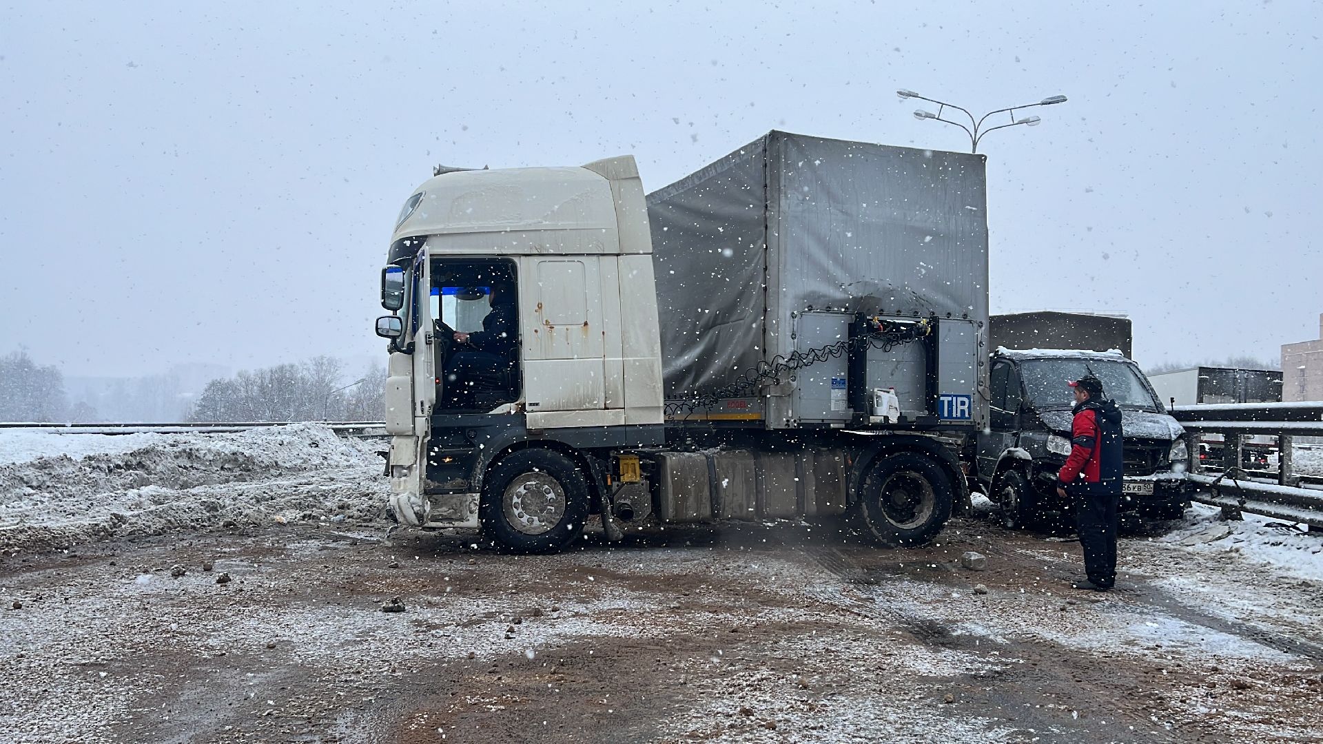 дтп, авария, дорожные службы, шоссе энтузиастов,