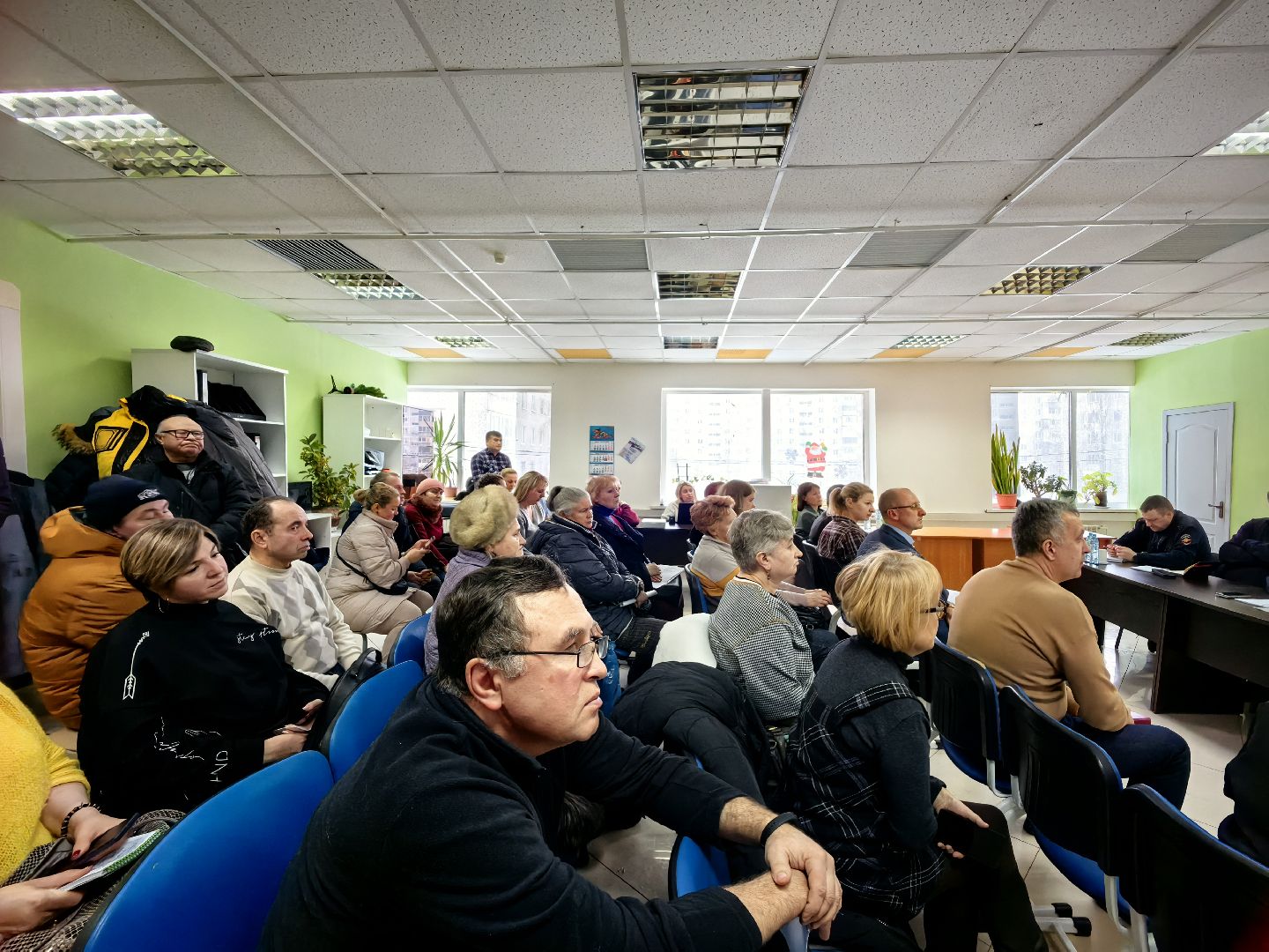 Управляющая Компания, уборка снега, ветхость кровли домов, администрация,