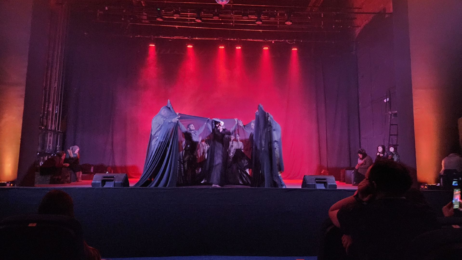 блокада Ленинграда, спектакль, искусство,