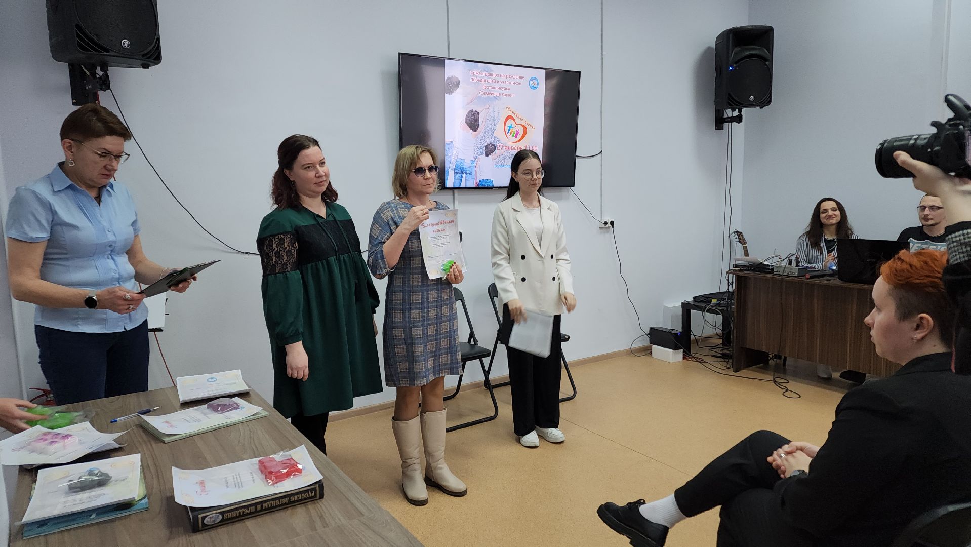 волоколамск, артисты, конкурс, библиотека, библиотекарь, семейные ценности, семьи,