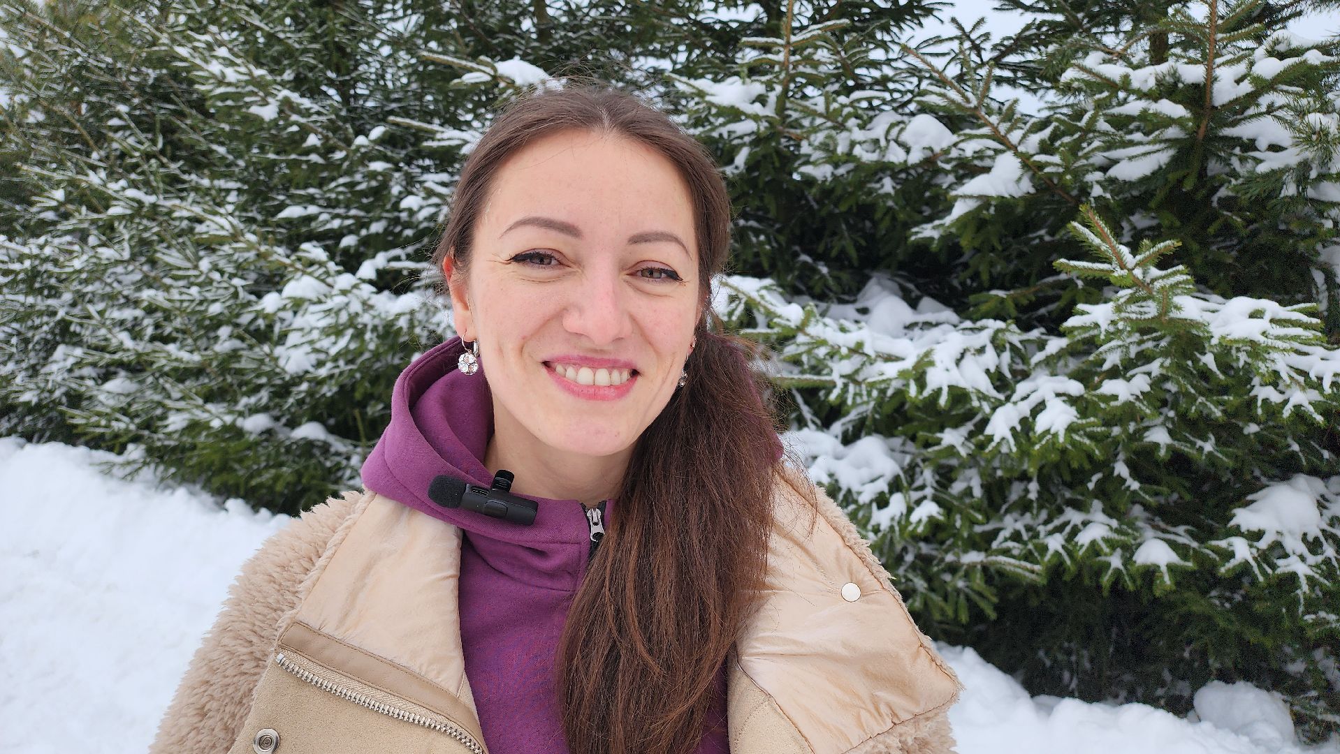 Девушка на тракторе, благоустойство, дороги, Егорьевск, Подмосковье, московская область,