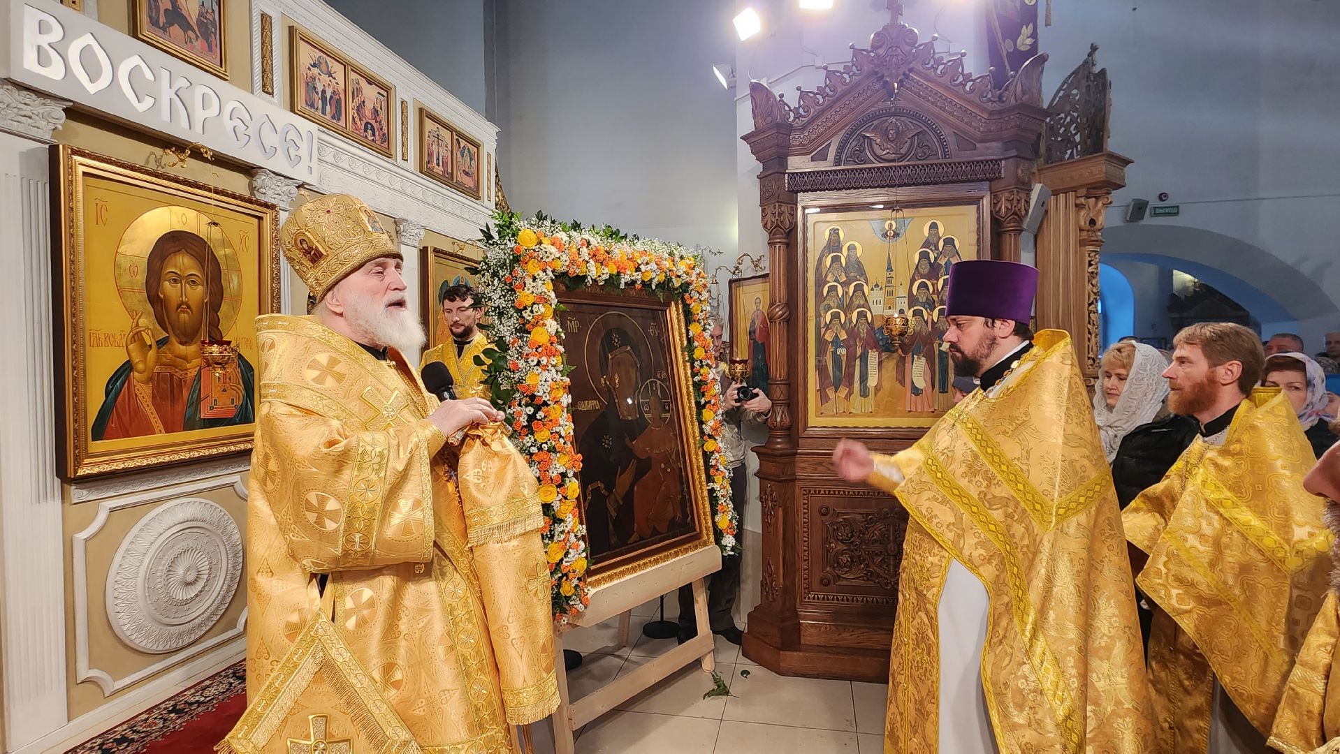 храм Преображения Господня, Феодотьевская икона Божией Матери, митрополит Крутицкий и Коломенский, митрополит Павел, архиерей, аубакиров, Денисов, Коржуев,