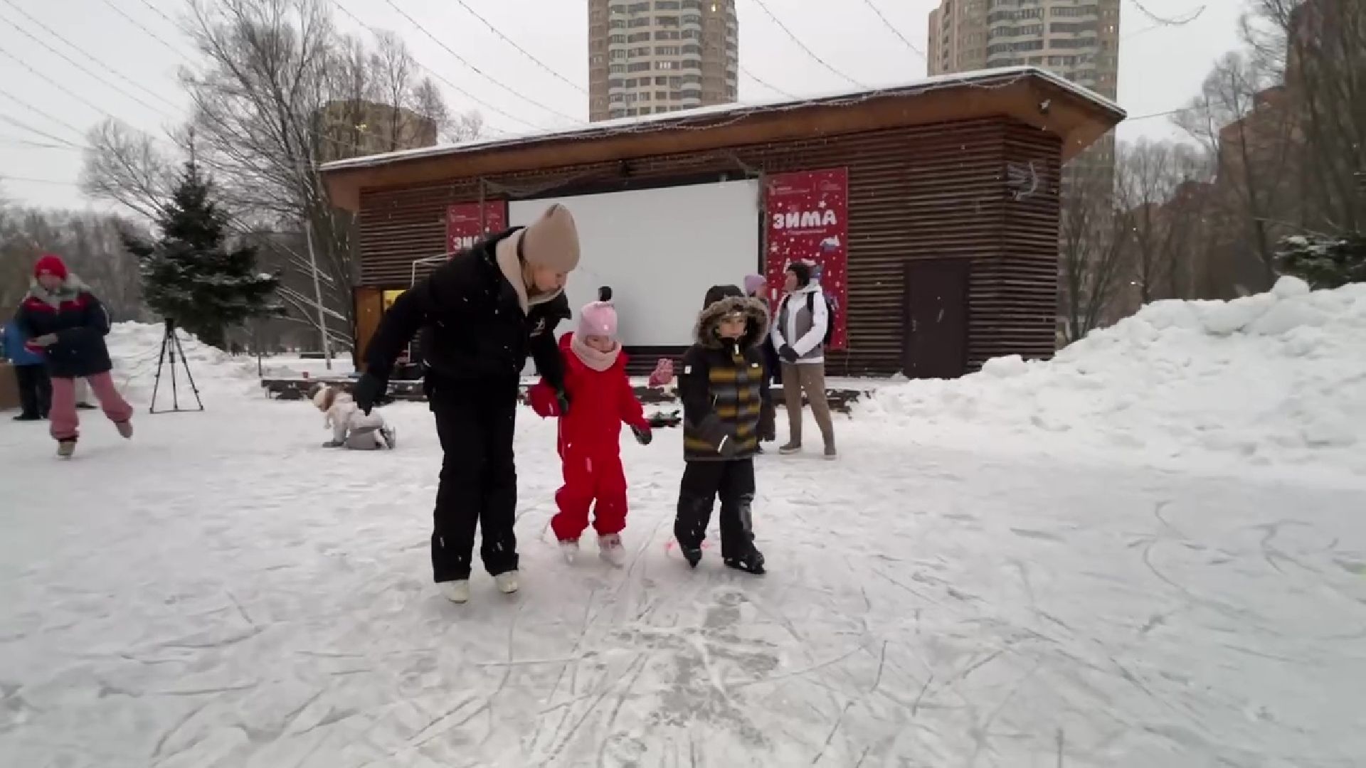 Реутов, парк, мастер-класс, хоккей, фигурное катание, коньки, клюшки,