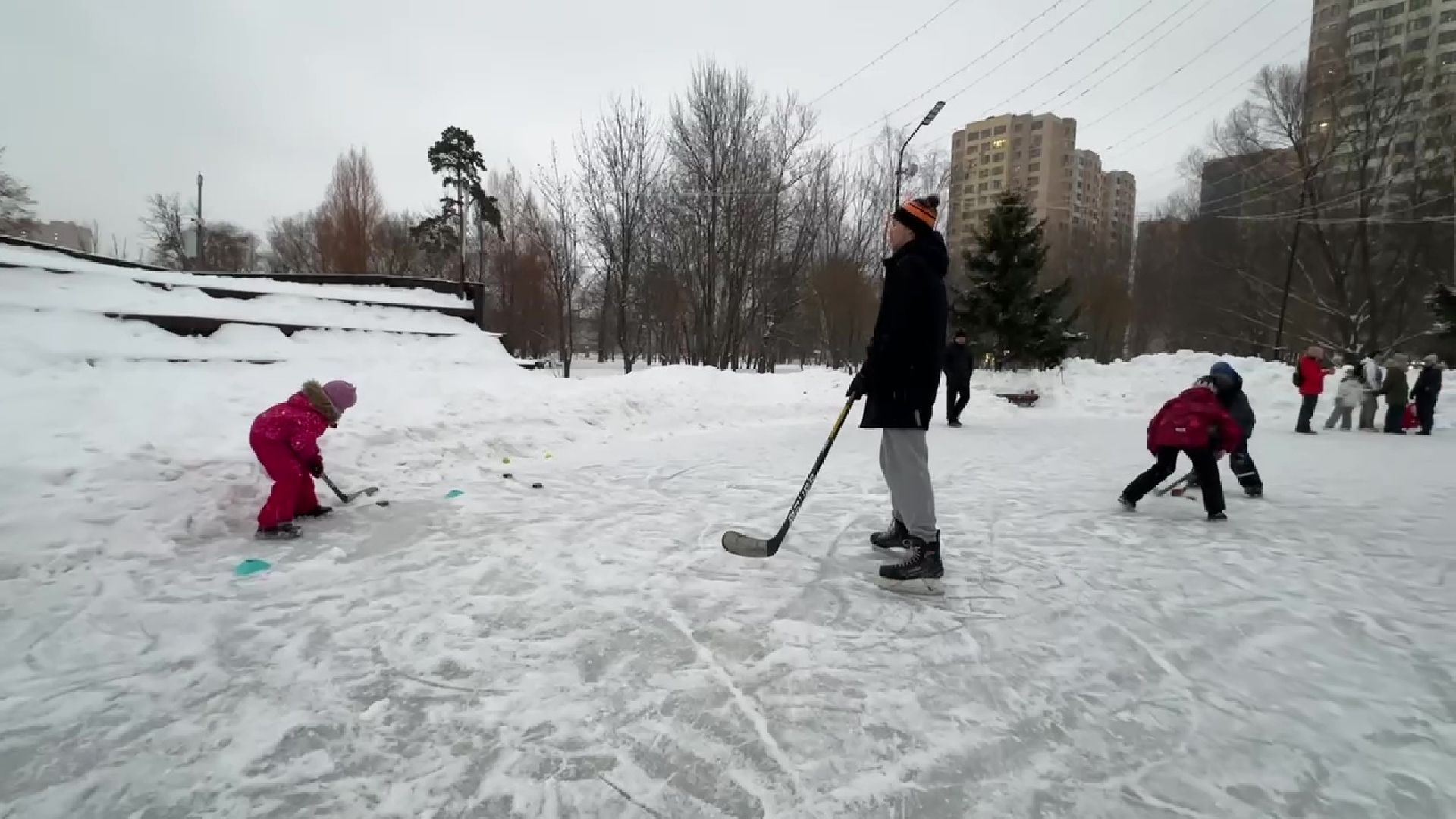 Реутов, парк, мастер-класс, хоккей, фигурное катание, коньки, клюшки,