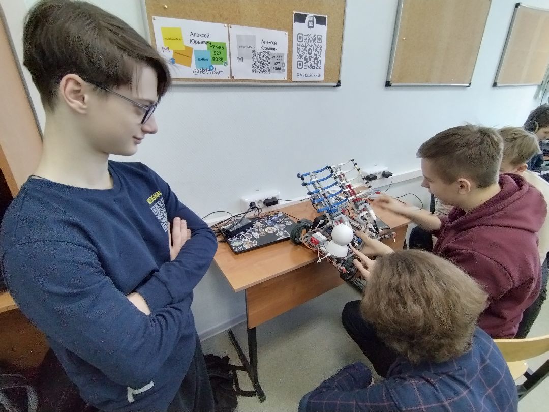 роботы, олимпиада, физика, Робофест, Мытищи