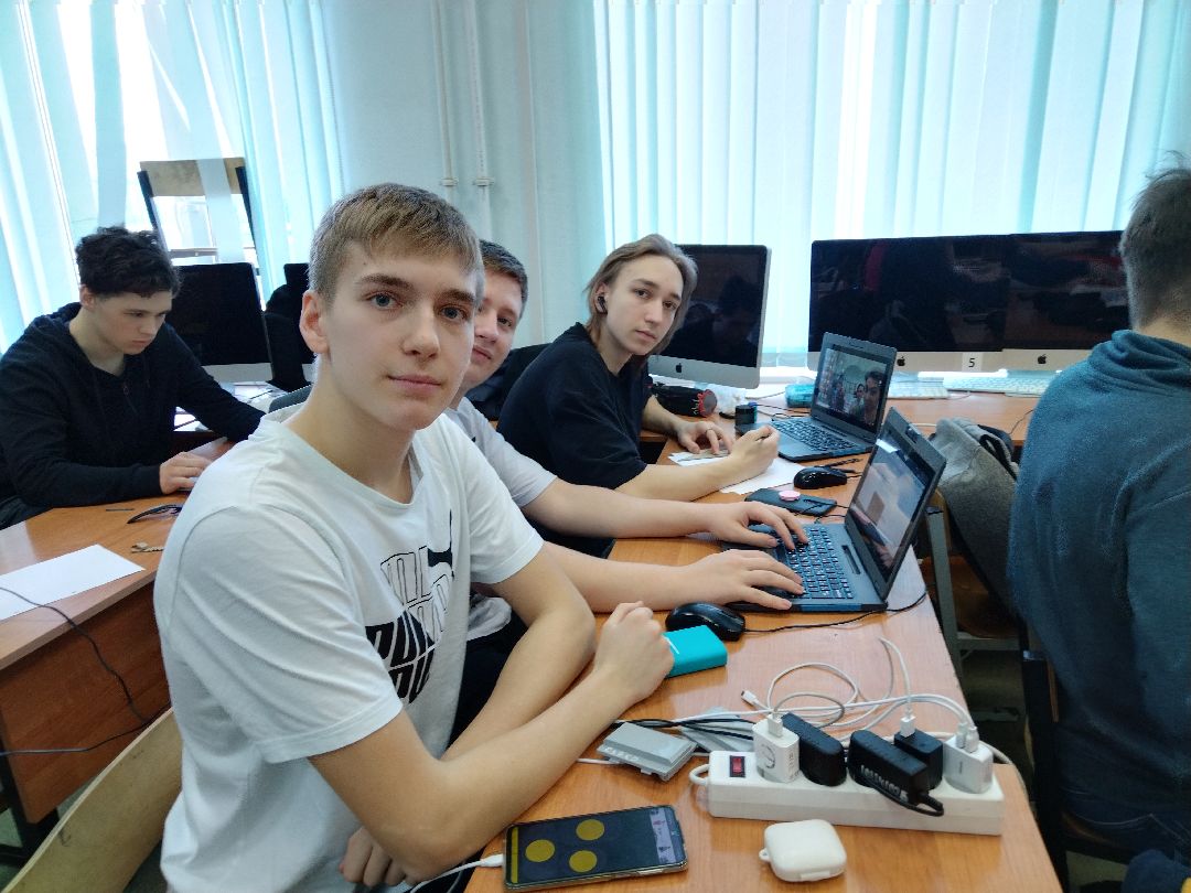 роботы, олимпиада, физика, Робофест, Мытищи