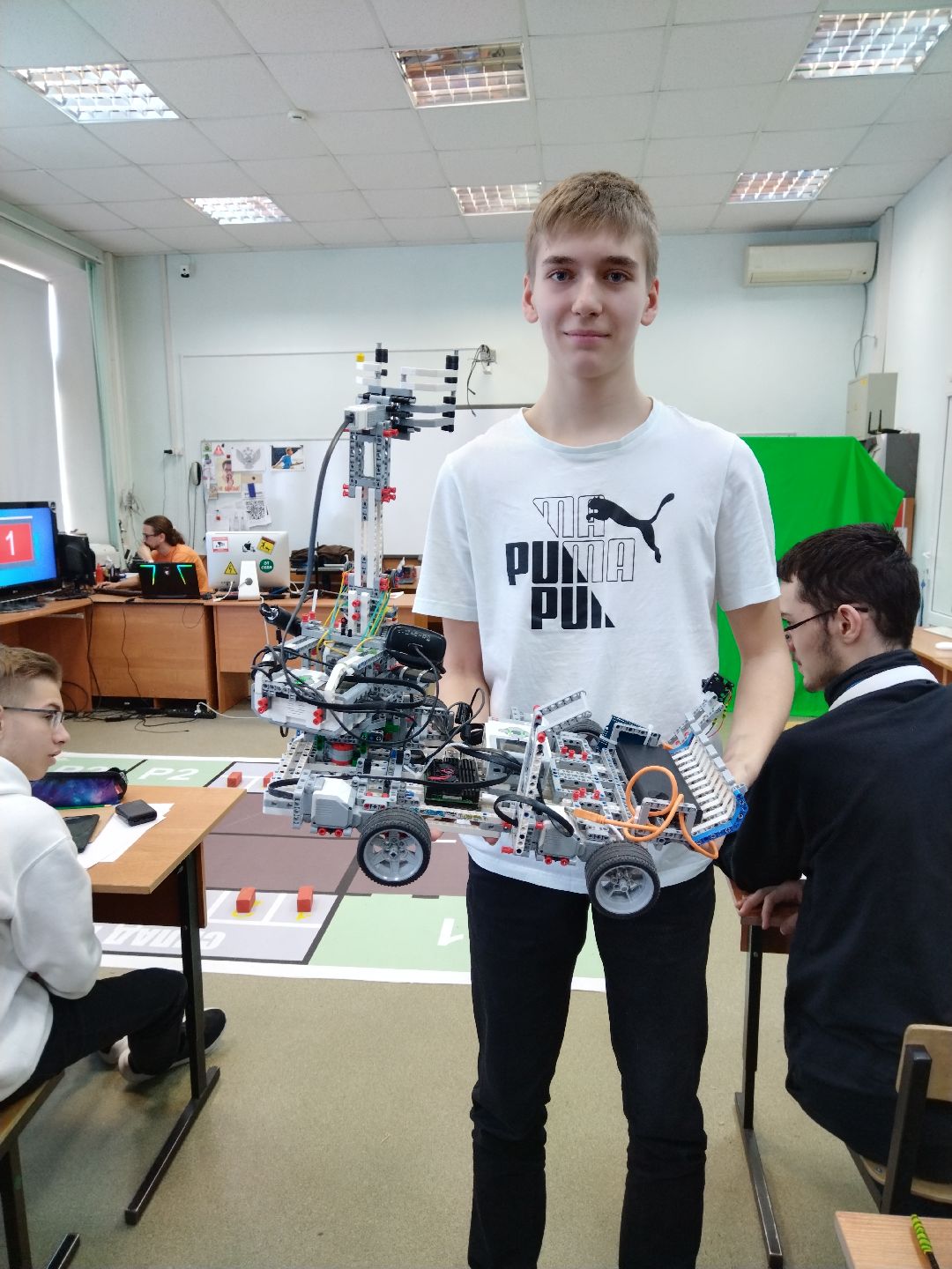 роботы, олимпиада, физика, Робофест, Мытищи