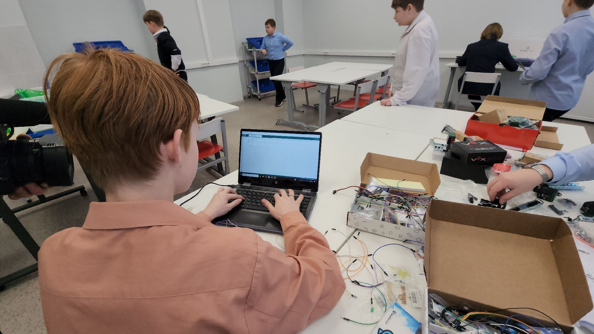 серпухов, пролетарская школа, роботы, кружок, технология, робототехниха,