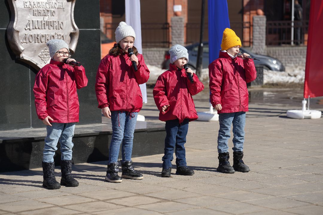 Крымская весна, митинг, Дзержинский, праздник