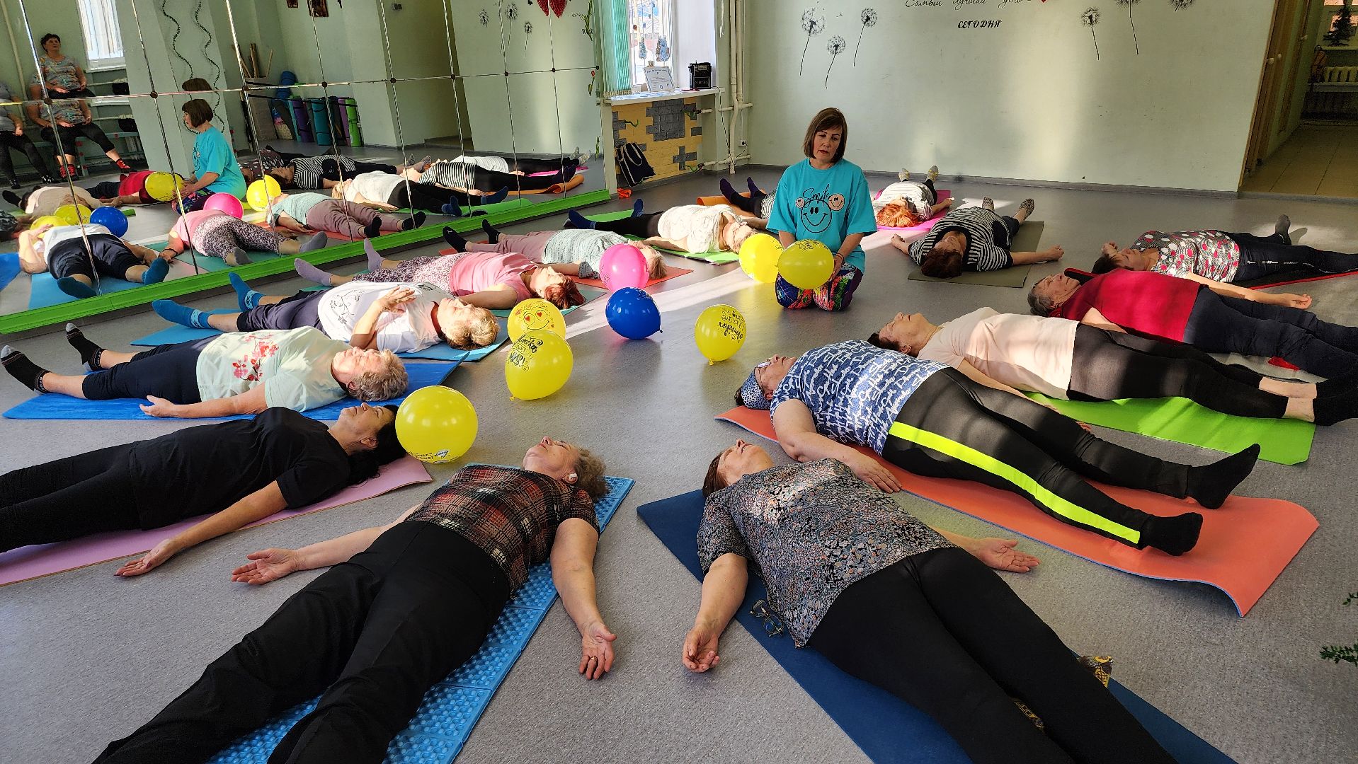 кашира, ожерелье, активное долголетие, йога смеха, зож, релаксация, групповые занятия,