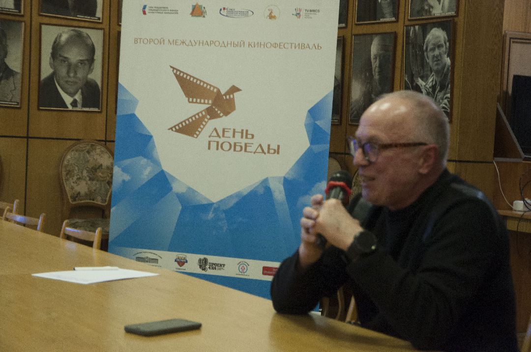 Одинцово, общество