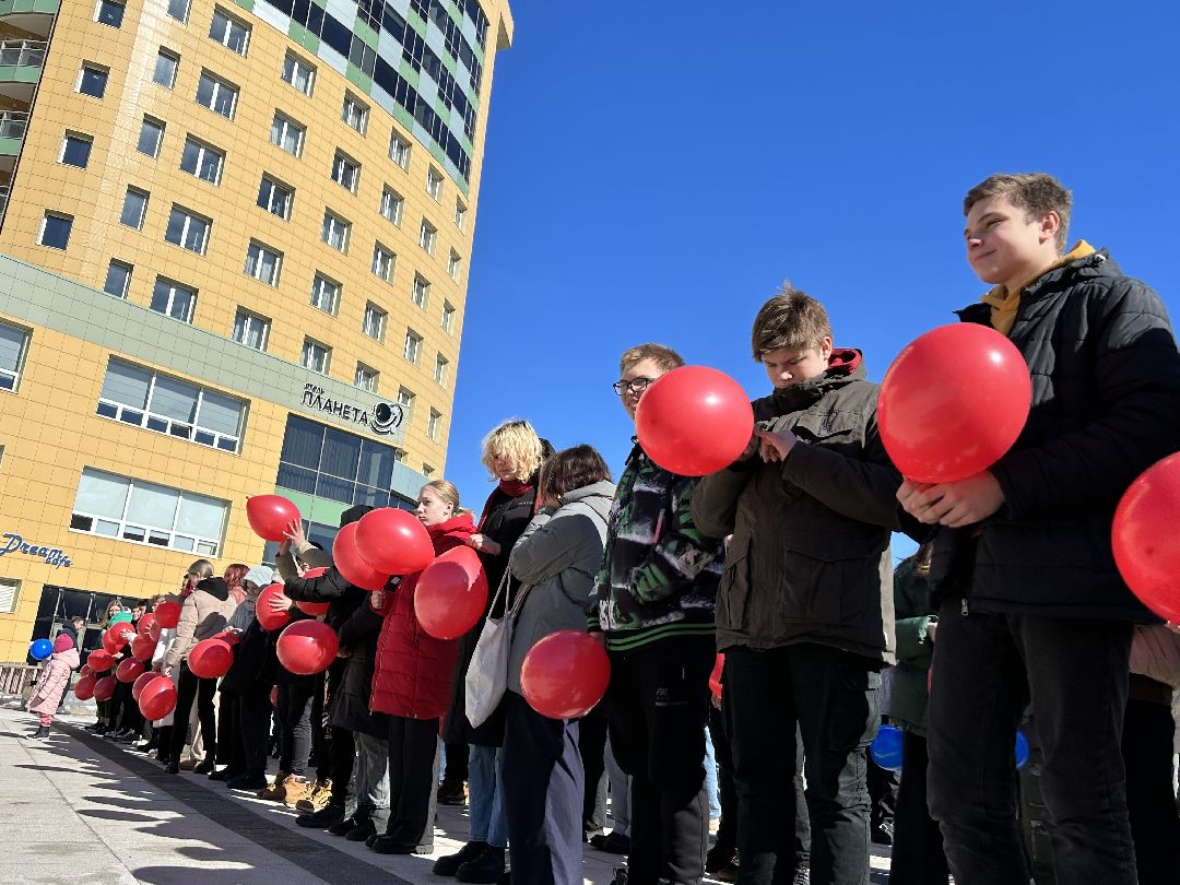 Патриотическая акция, волонтеры, Крым
