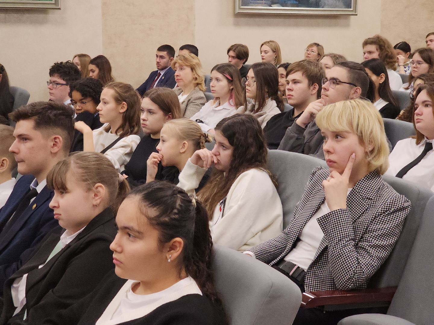 коломна, общество, образование, блокада ленинграда,