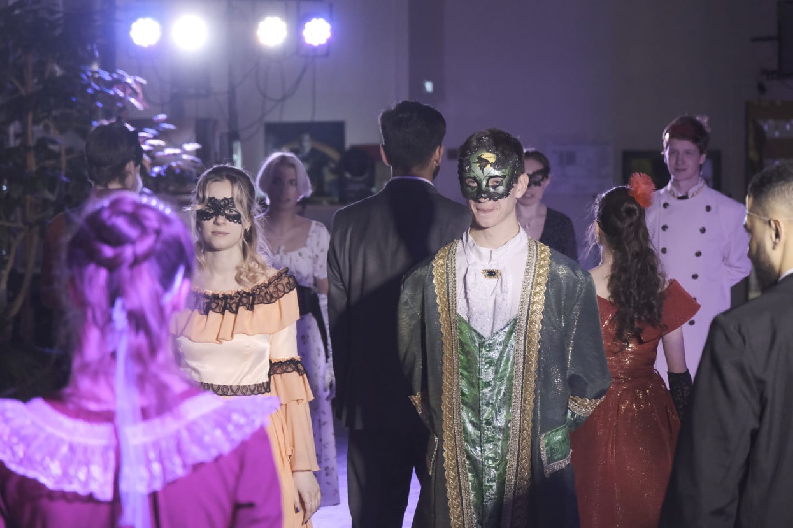 Пущино, серпухов, бал,