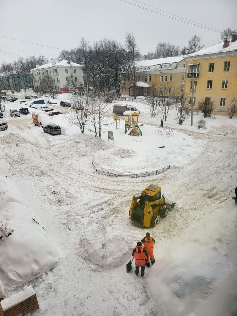 красноармейск, г.о. пушкинский, уборка дворов, депутат Легков,