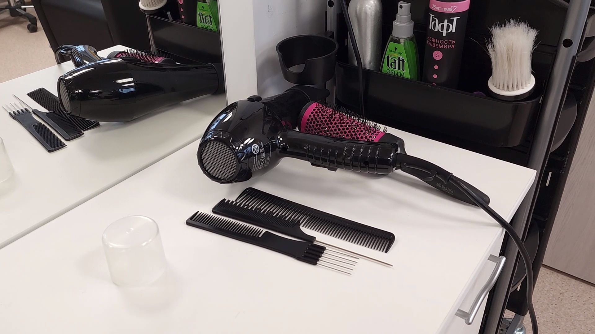 Одинцово, школа интернат имени фурагиной, парикмахер,