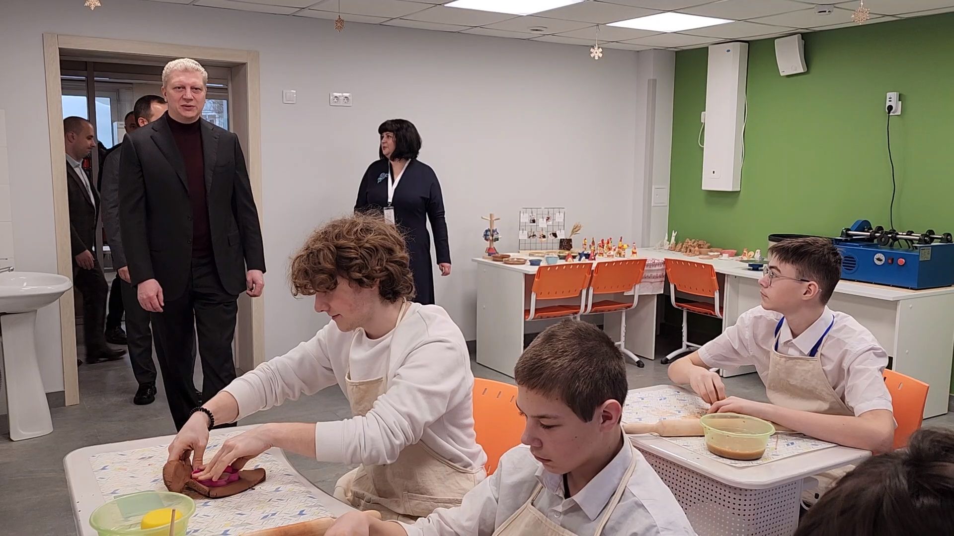 Одинцово, школа интернат имени фурагиной, картон, мастерская,