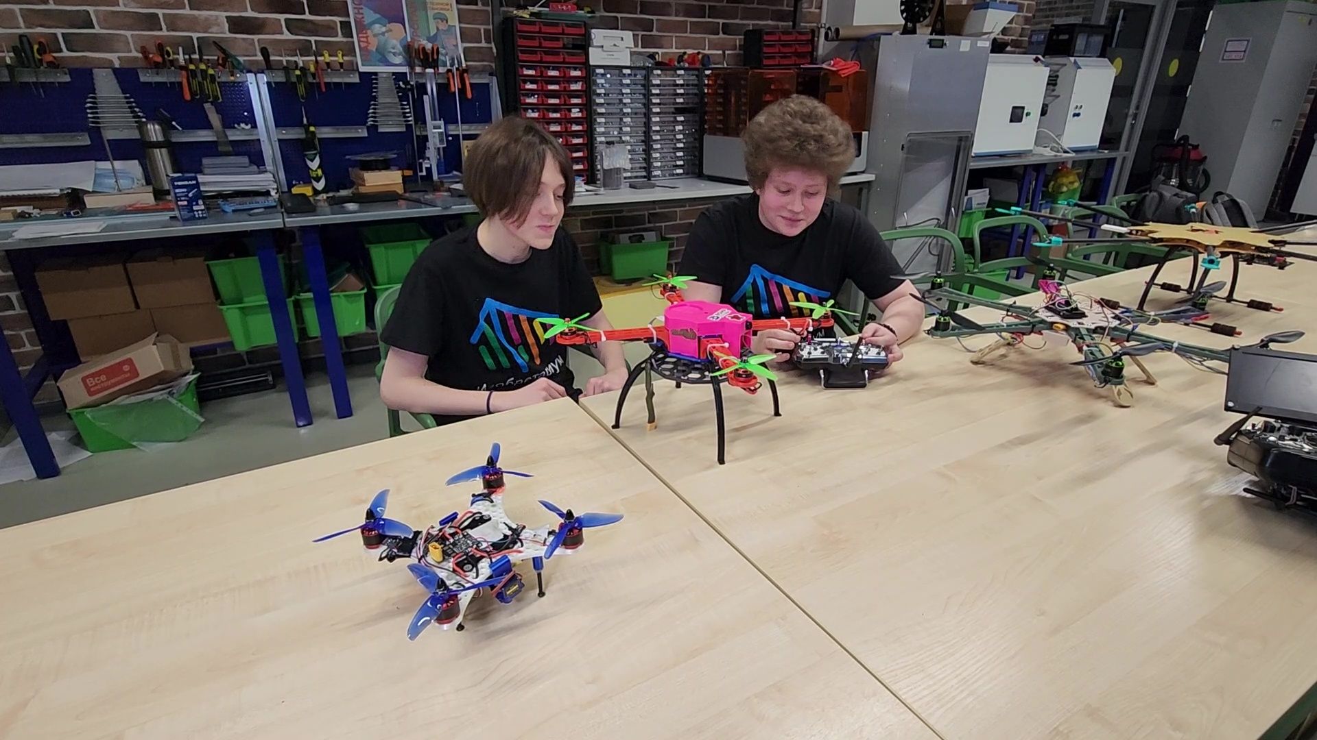 Реутов, изообретариум, дети, изобретения, образование, видео с коптера, поиск людей,