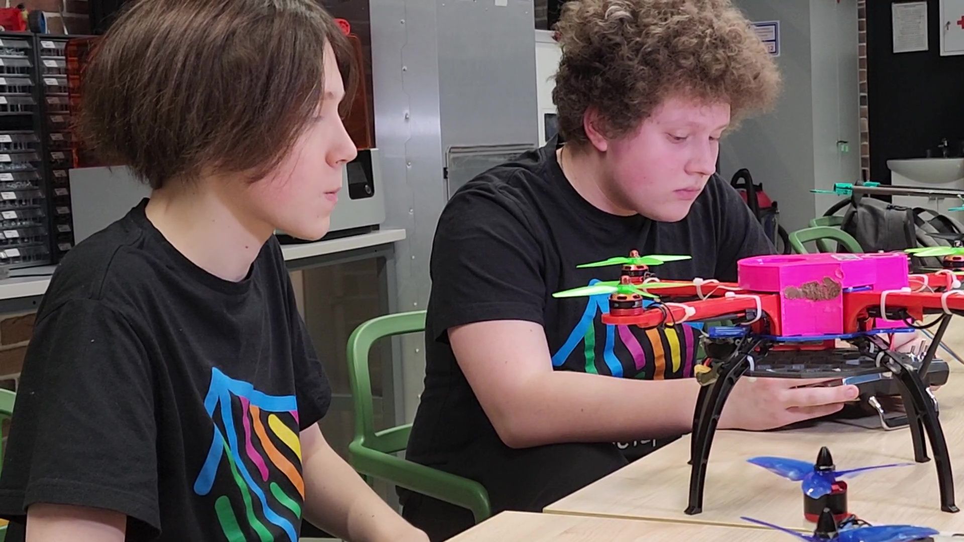 Реутов, изообретариум, дети, изобретения, образование, видео с коптера, поиск людей,