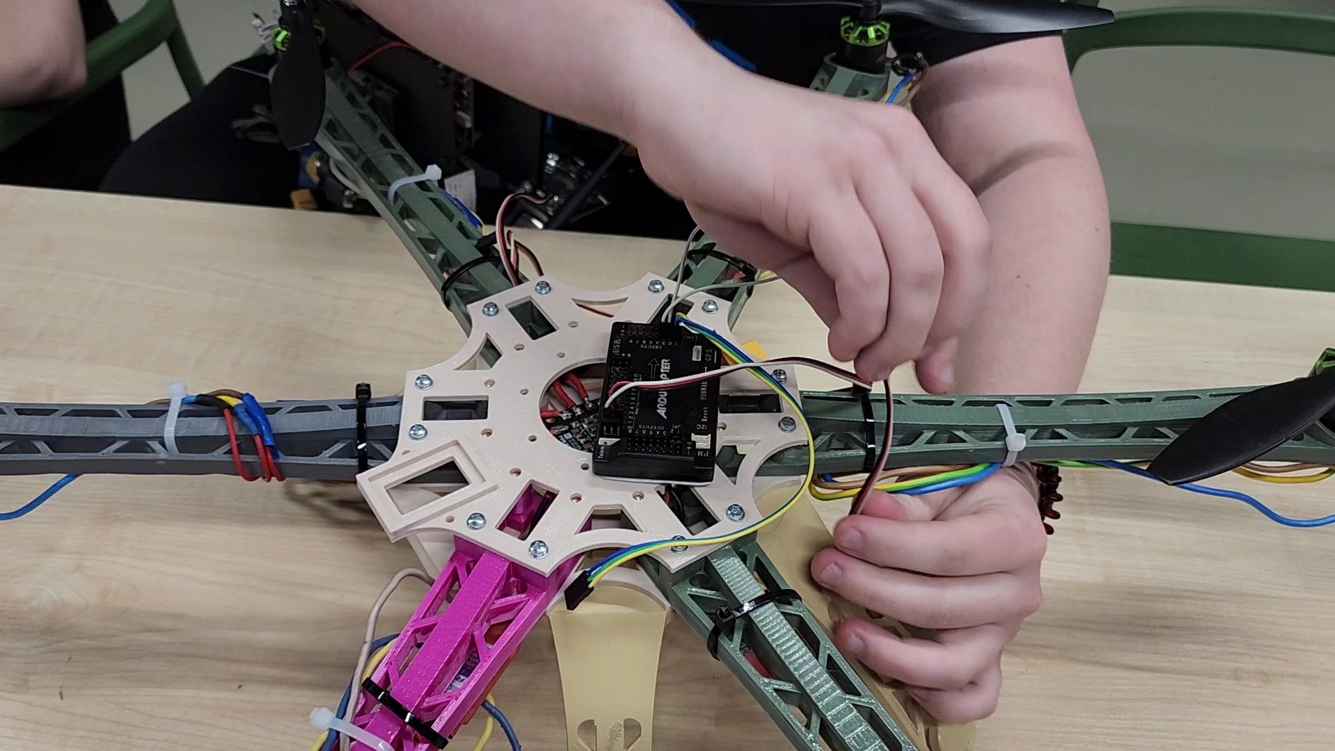 Реутов, изообретариум, дети, изобретения, образование, видео с коптера, поиск людей,