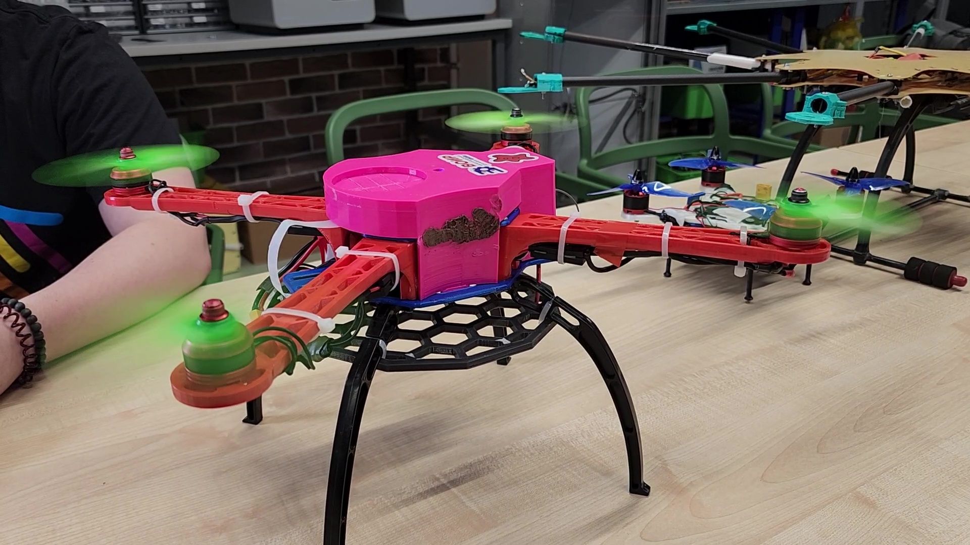 Реутов, изообретариум, дети, изобретения, образование, видео с коптера, поиск людей,